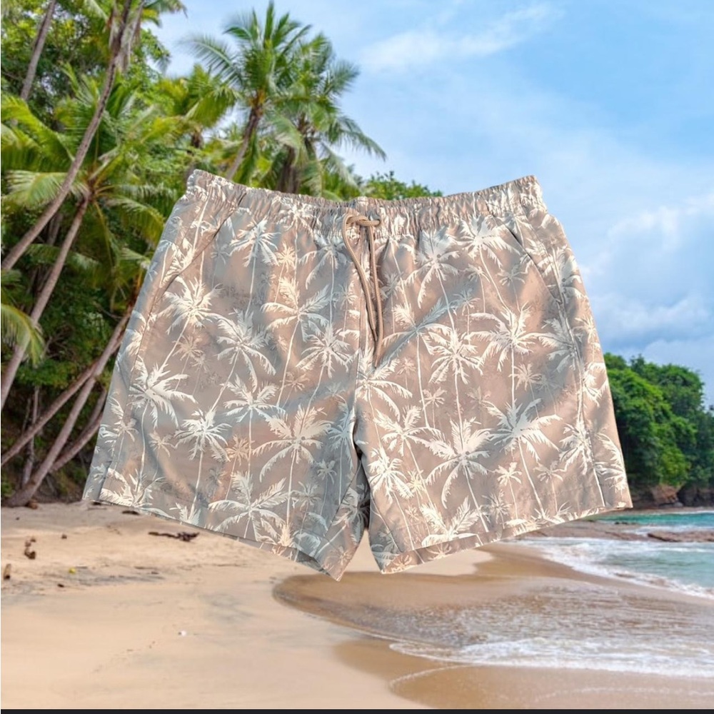 NWT SWIM TRUNKS XXL